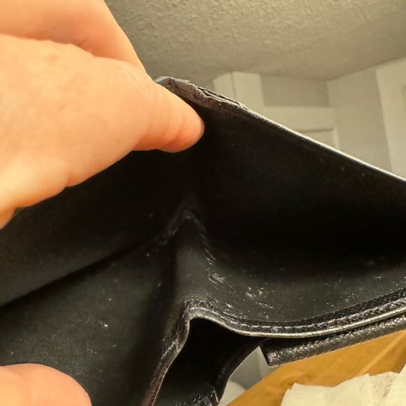 AUTHENTIC GUCCI GG WALLET - Picture 13 of 14